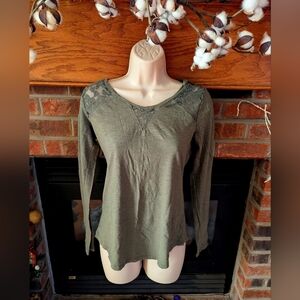 Maurices Olive Green Lace Detail 3/4 Sleeve Women's Top Size Small
